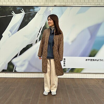 【極美品】カンタータ パンツ コットンリネン テラコッタ 32 ウォッシャブル 初夏のツヤめきボトム】夏の主役・テラコッタカラーは上品なツヤで